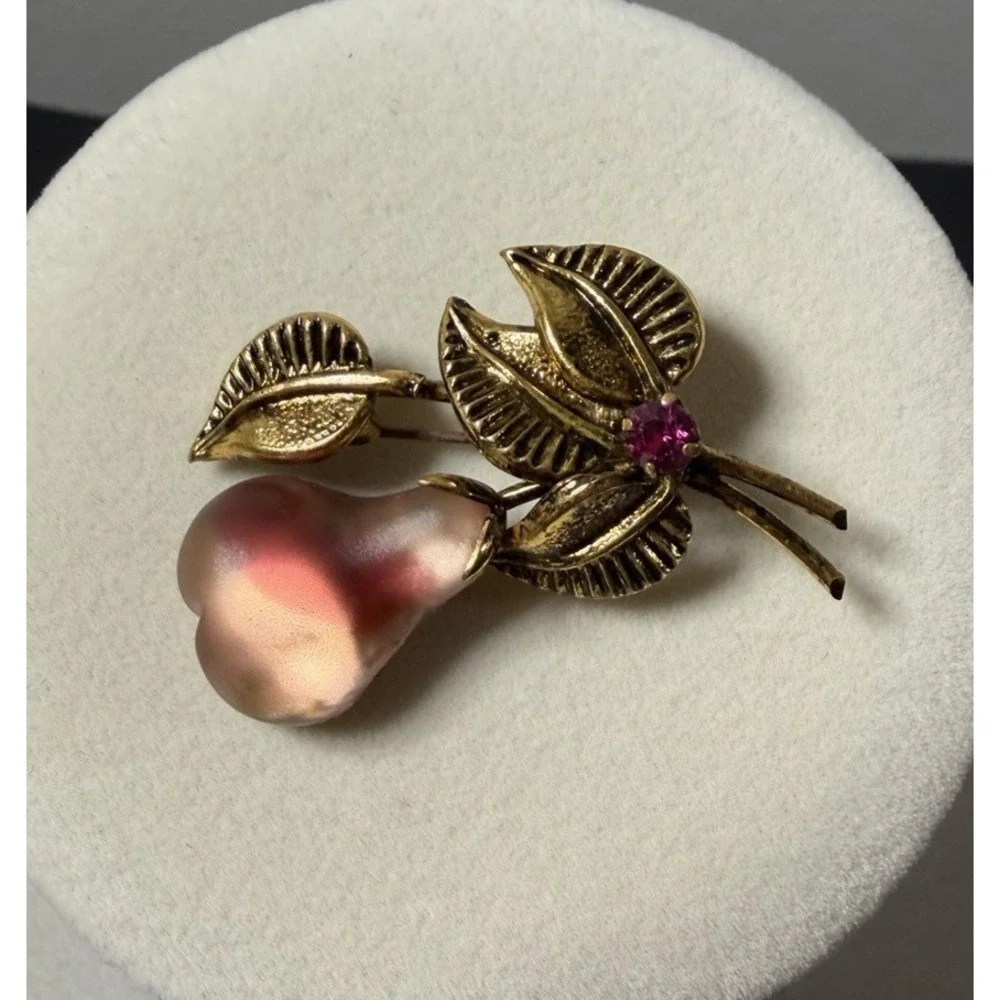 Vintage Lucite Brooch Austria Pink Crystal Figural Pear Fruit Gold Tone  1950s